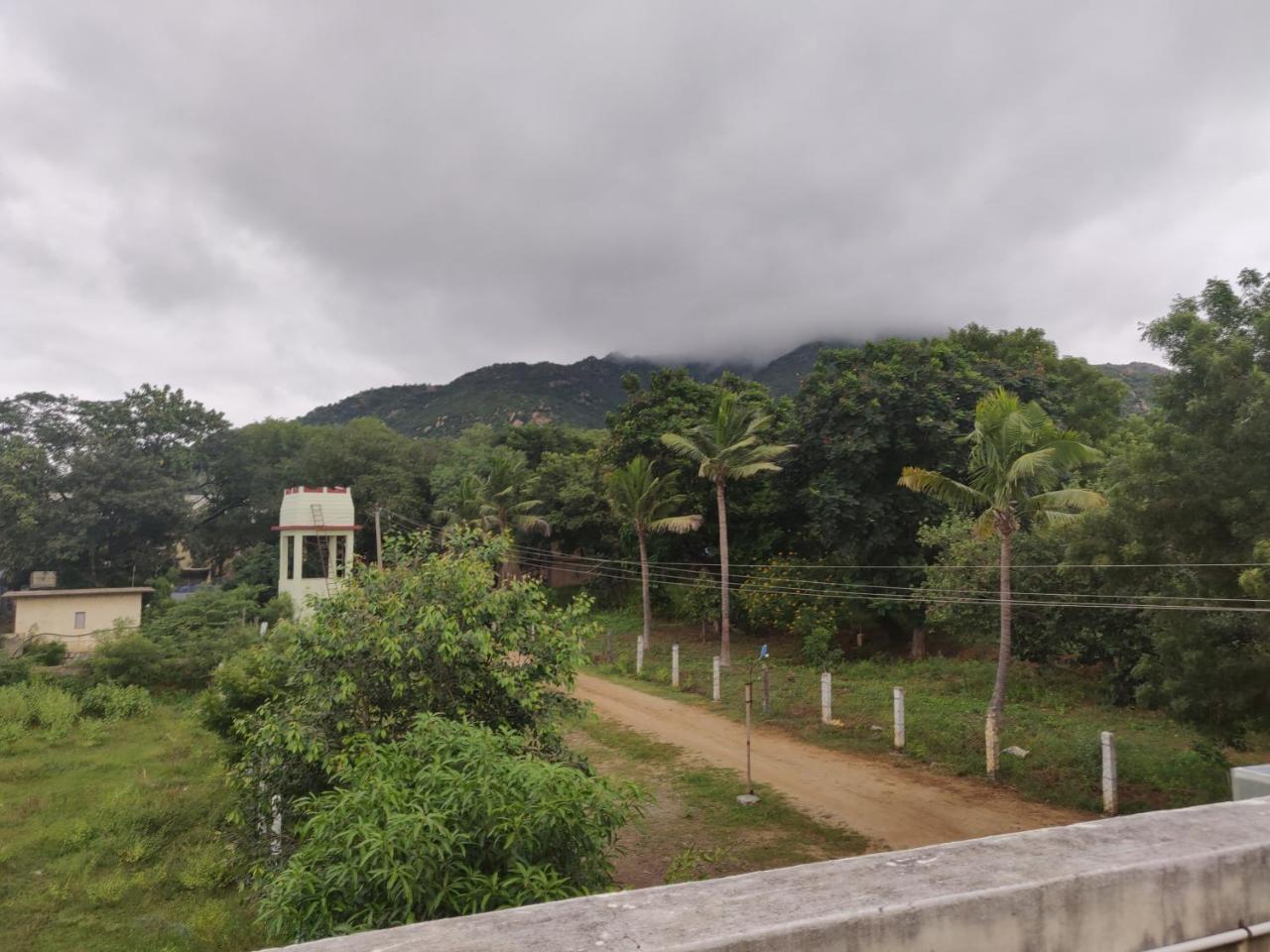 Hotel SRB Residency Tiruvannāmalai Exterior foto
