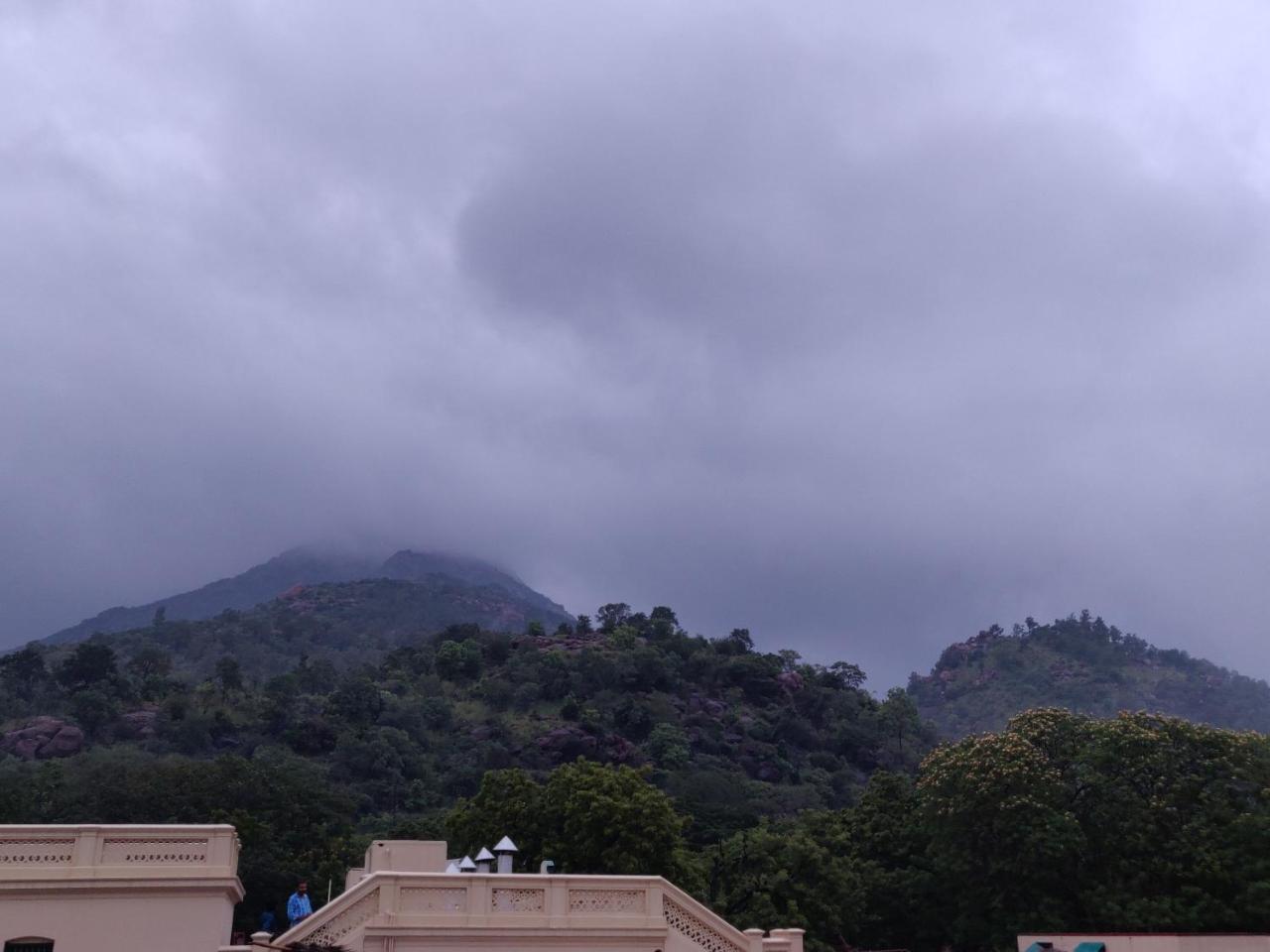 Hotel SRB Residency Tiruvannāmalai Exterior foto